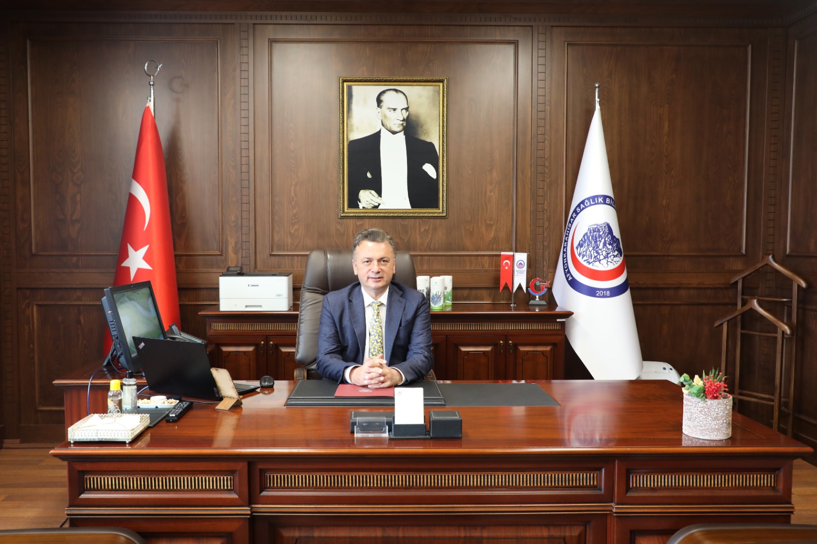 AFSÜ Rektör Vekili Prof. Dr. Şenocak Göreve Başladı!